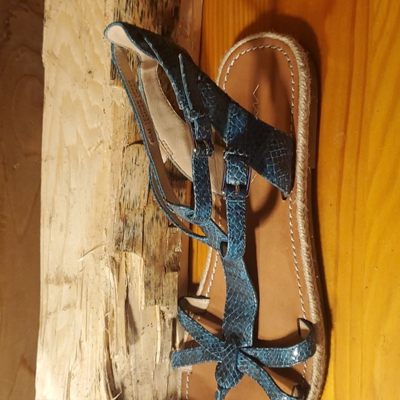 VIA SPIGA LEATHER SNAKE PRINT SANDALS - Picture 4 of 4